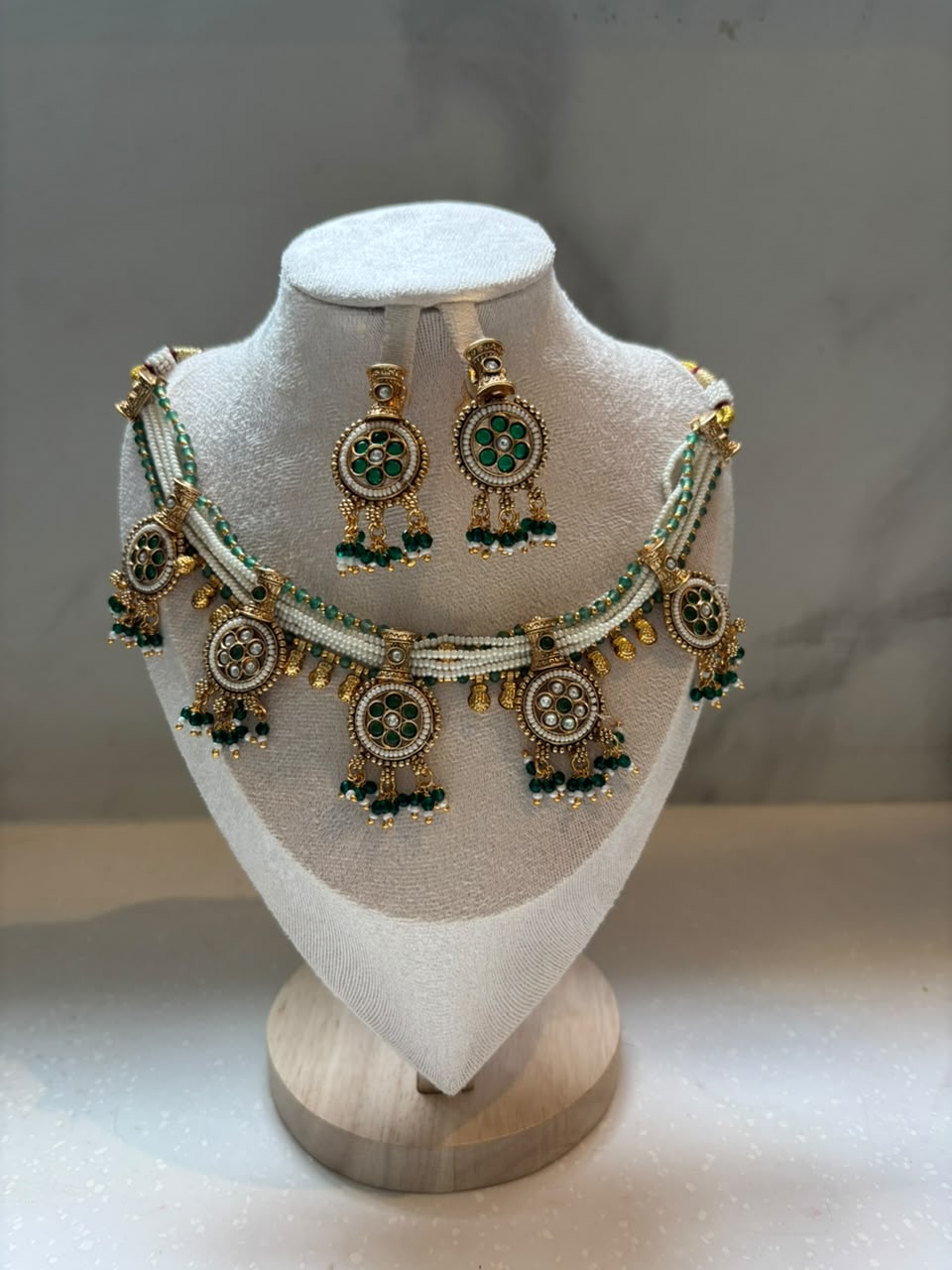 Sabz Meenakari & Emerald Bead Set