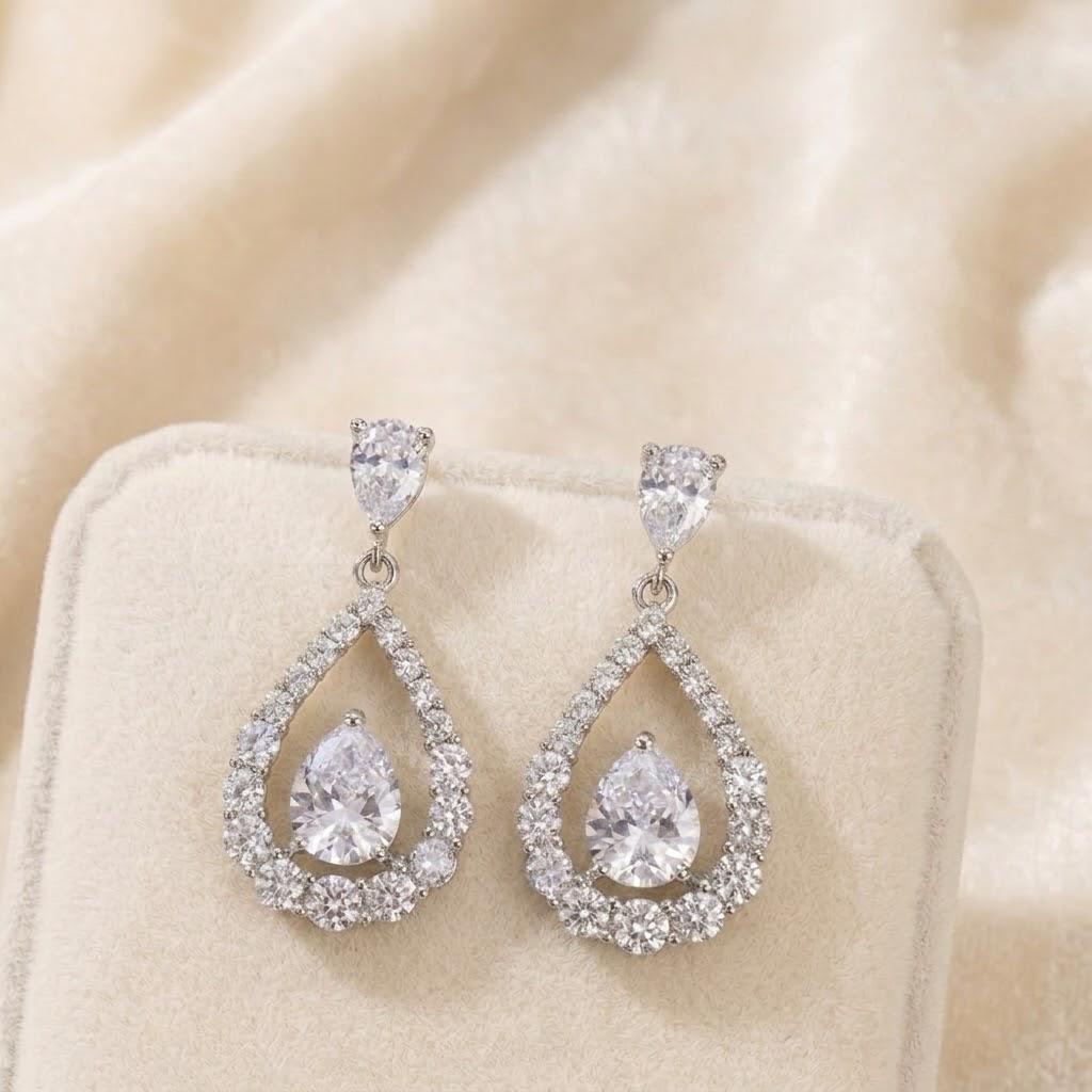 Elara Crystal Teardrop Drops